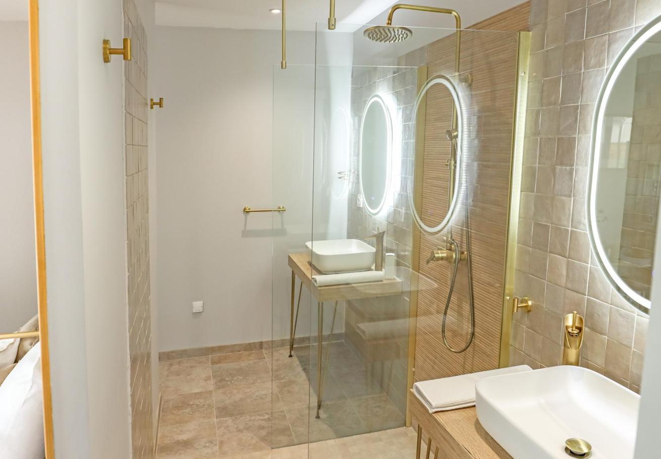 Les Gites De Laure - L'Eden Romantique, Chambres Hotes, Spa Prive, Couloir De Nage, Adults Only Malves-en-Minervois Eksteriør billede