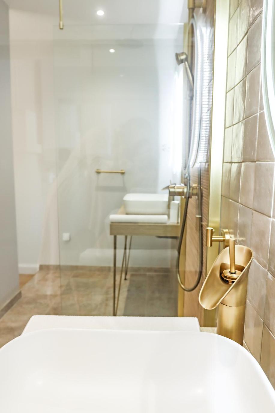 Les Gites De Laure - L'Eden Romantique, Chambres Hotes, Spa Prive, Couloir De Nage, Adults Only Malves-en-Minervois Eksteriør billede